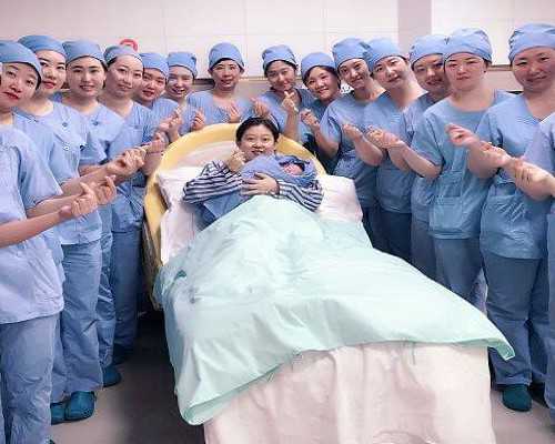 武汉43岁供卵试管婴儿成功率如何？