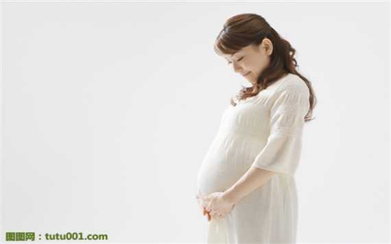 不孕不育：日本女星扶正“小三”后宣布怀孕，