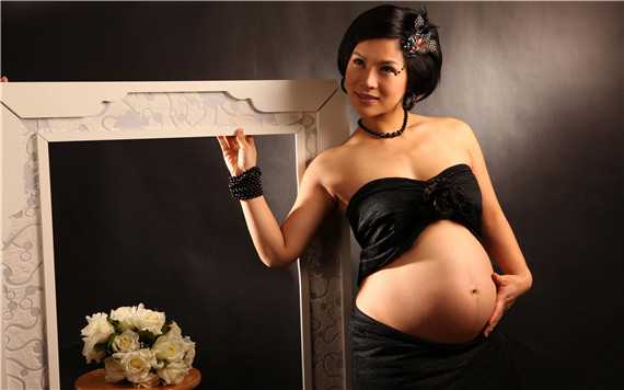 不孕不育常用药：林心如二胎怀孕五个月小腹微